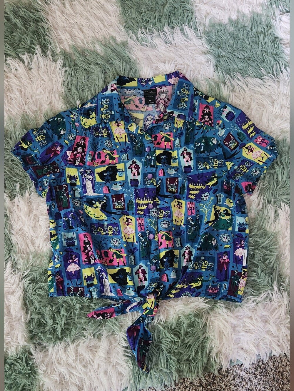 Disney Her Universe Haunted Mansion Camp Shirt XS